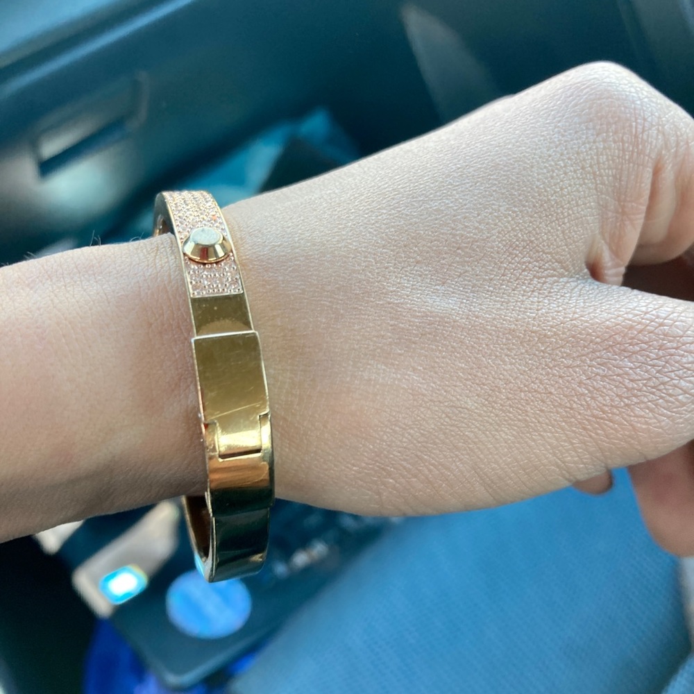 Rose gold bangle - Picture 4 of 8